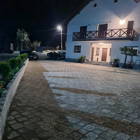 Agropensiunea Andrei & Ianis * Daesti